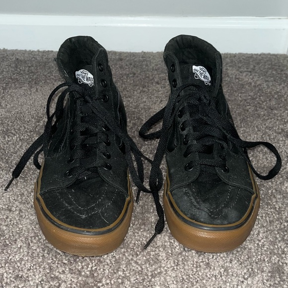 EUC Black Lace Up High Top Vans Sneakers - Picture 5 of 7
